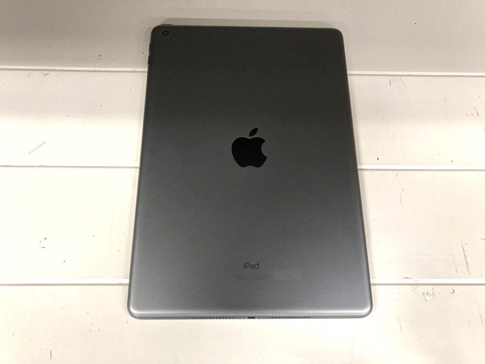 iPad 第9世代 64GB スペースグレイ MK2K3J/A - メルカリ