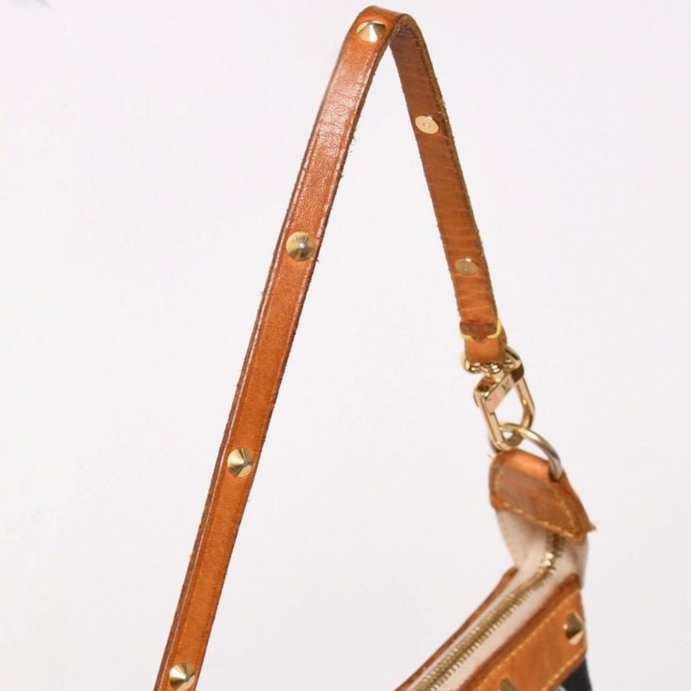 LOUIS VUITTON ルイヴィトン ポシェットアクセソワール アクセサリー