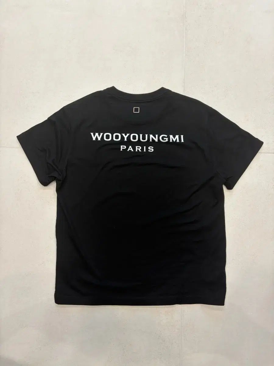 ウーヨンミーWOOYOUNGMI paris パリ ブラックTシャツ半袖夏 44 ウーヨンミ(WOOYOUNGMI) バックロゴ パリ 半袖 Tシャツ - メルカリ