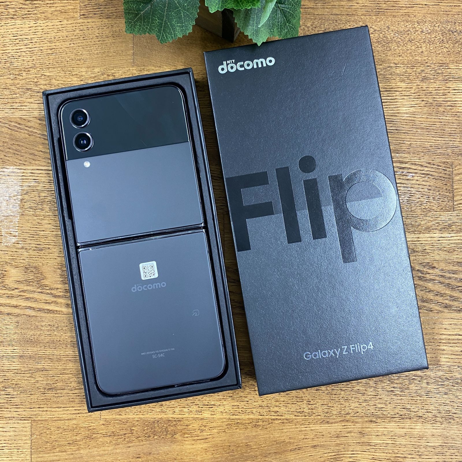 ジャンク Galaxy Z Flip4 ブラック 部品取り・修理用 - ISHOP JAPAN ジャンク Galaxy Z Flip4 ブラック 部品取り・修理用 - ISHOP JAPAN