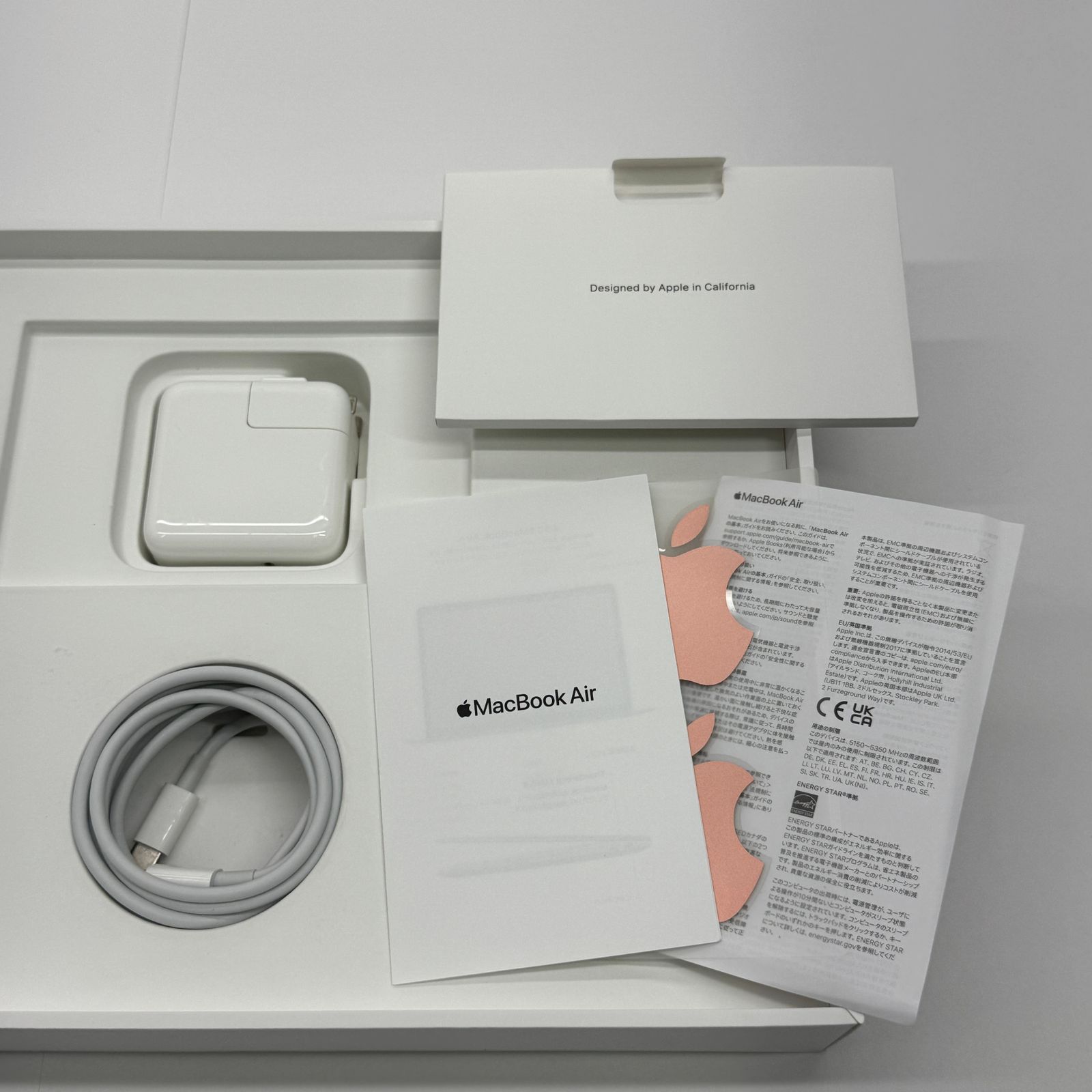 MacBook Air M1 16G 1T 付属品未使用 充放電100回 92％ MacBook Air M1 16GB/256GB ゴールド 充放電16回 - メルカリ