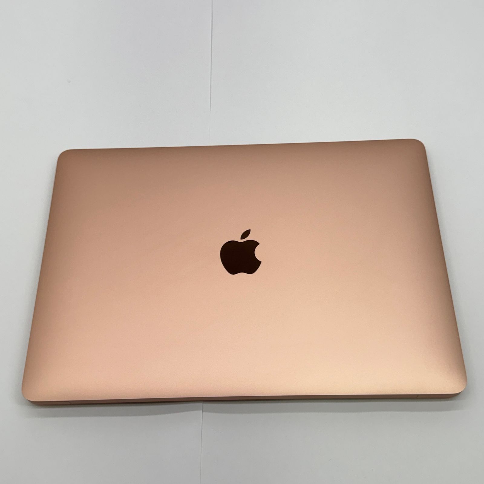 MacBook Air M1 16GB/256GB ゴールド 充放電16回 - メルカリ