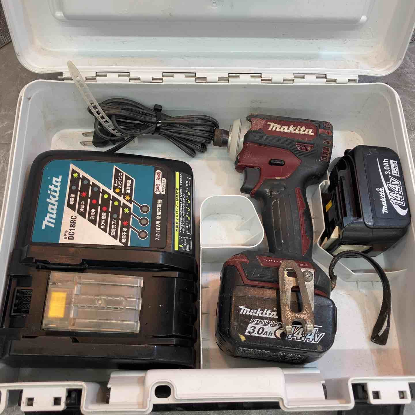 ★マキタ(makita) コードレスインパクトドライバー TD161DGXAR【八潮店】