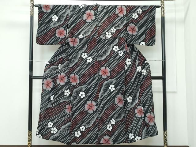 平和屋着物∴夏物 浴衣 有松鳴海絞り 斜線花文 黒地 綿 逸品