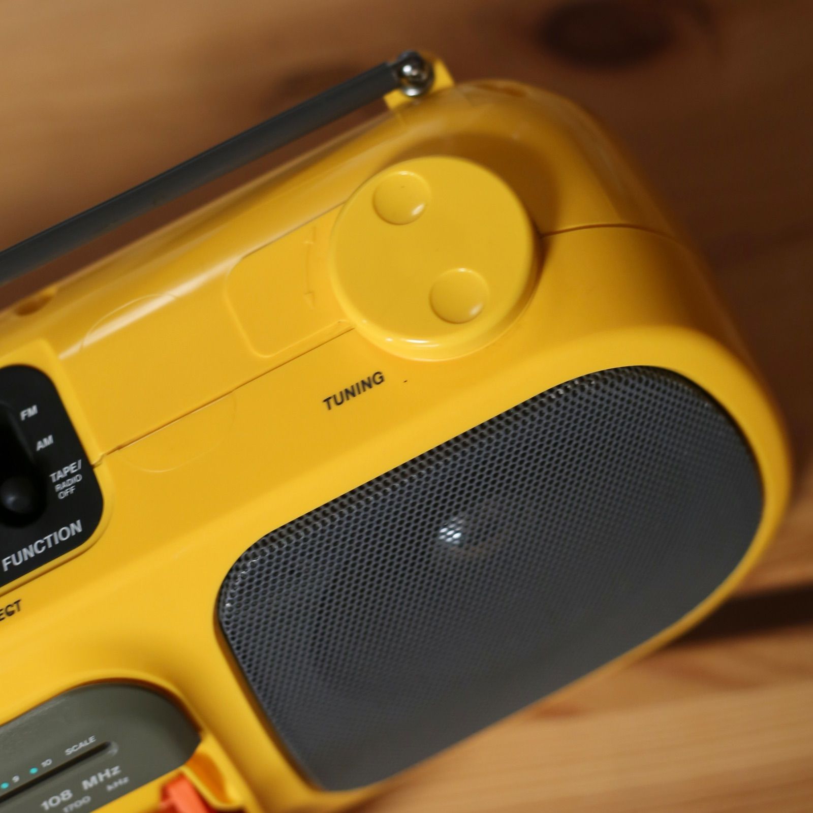 SONY SPORTS CFM-104 モノラルラジカセ 整備済 動作品 - メルカリ