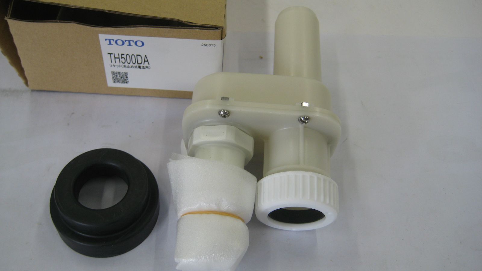TOTO ソケット 先止め式温水器用 TH500DA 8,970円