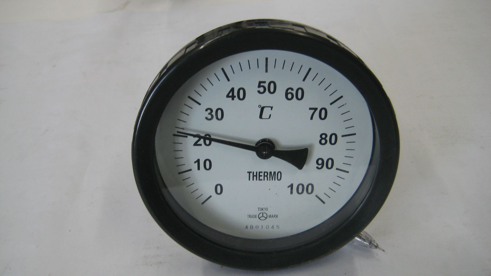 温度計 100φ 0～100℃ 感温部L＝100 T型アングル 1/2 保護管付 山本計器 B4014F