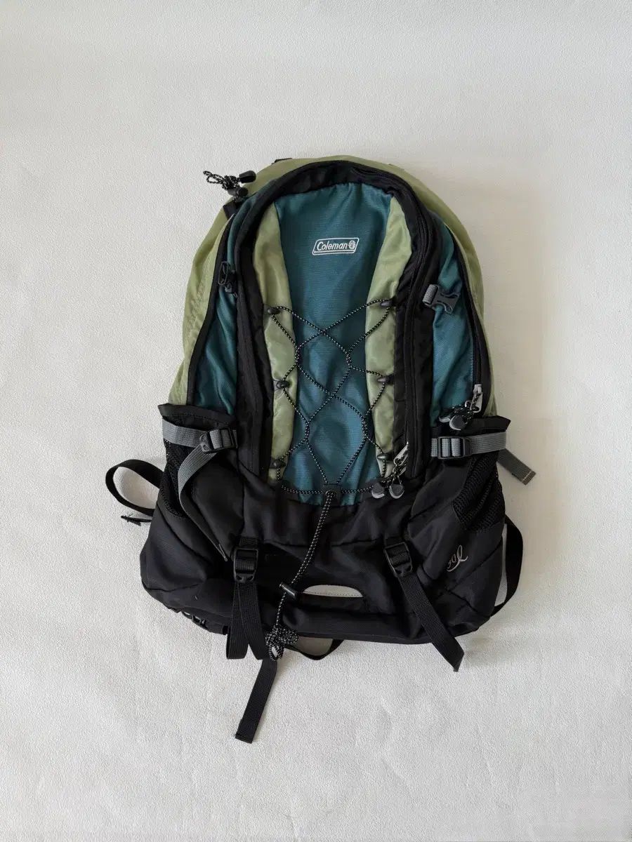 コールマン(Coleman) 30L バックパック