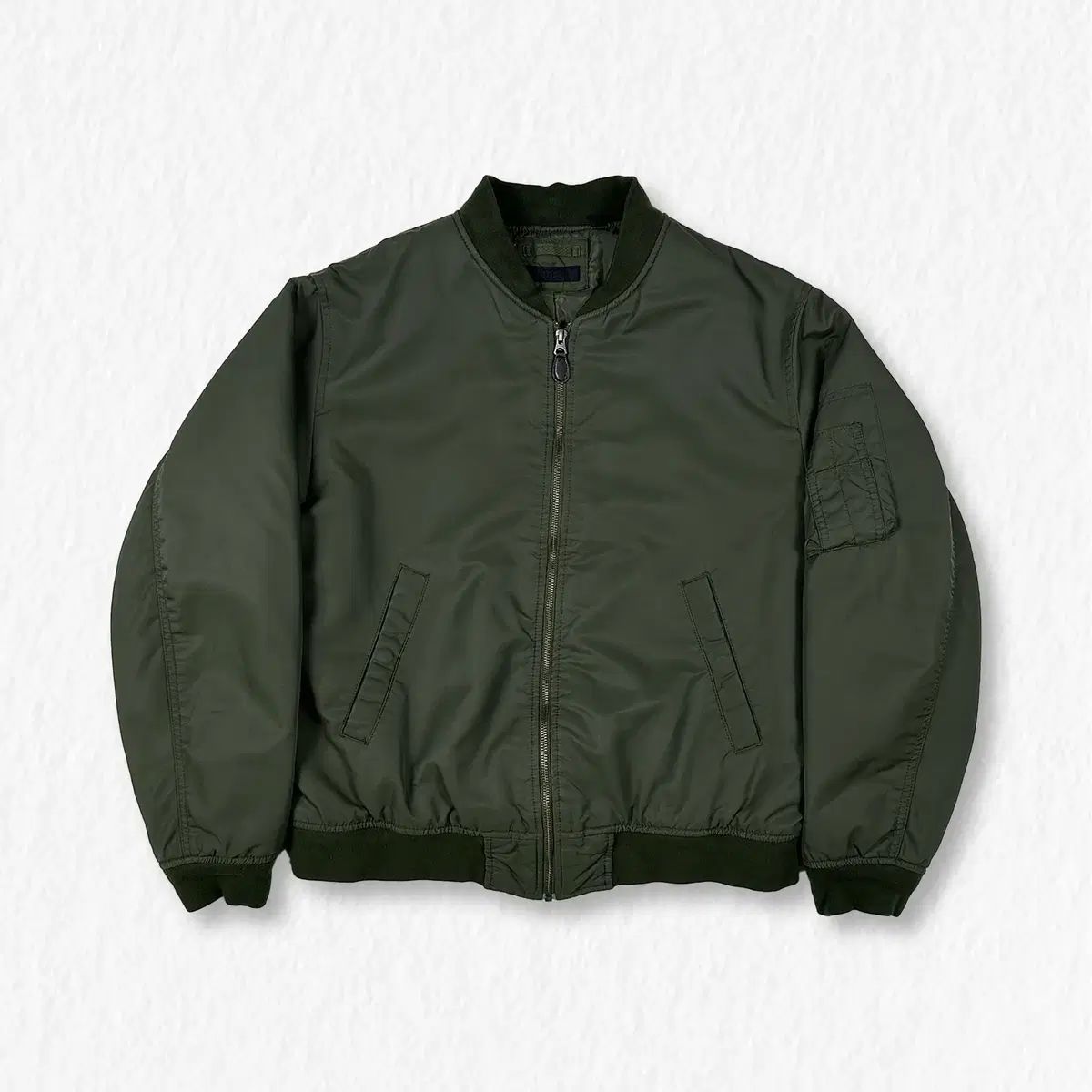 人気SALE，大人気 UNIQLO MA-1 パイロットジャンパー