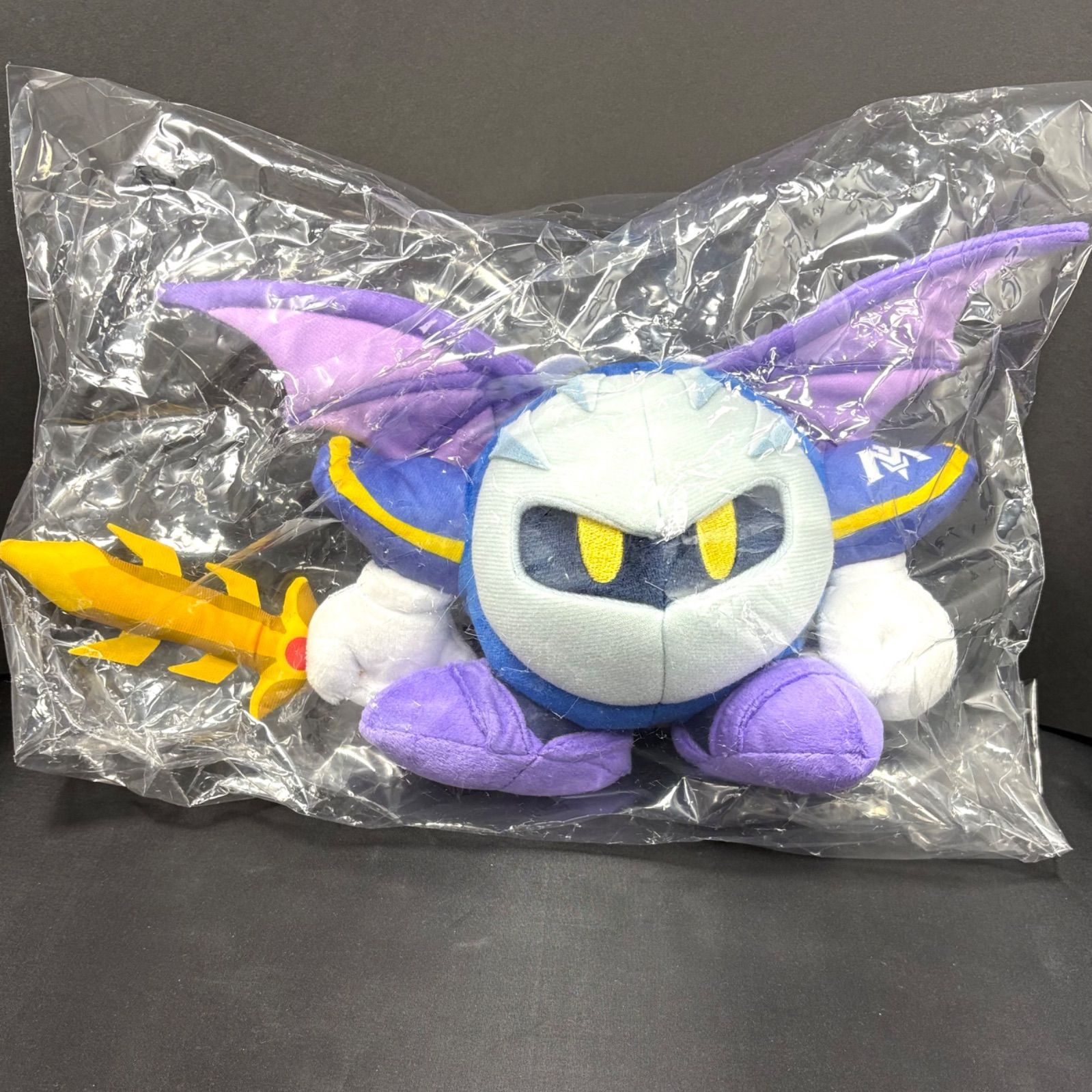 メタナイト ぬいぐるみ Sサイズ 国内正規品・新品未使用】星のカービィ ぬいぐるみ メタナイト Sサイズ