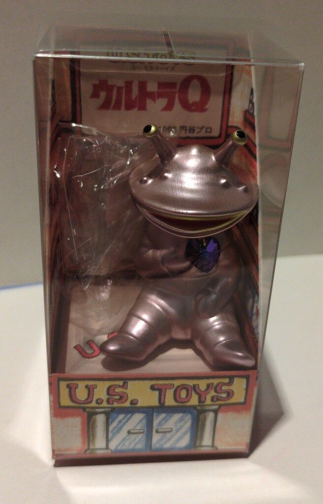 US TOYS ビル箱シリーズ　ウルトラQ BBお座りカネゴン バレンタイン Ver