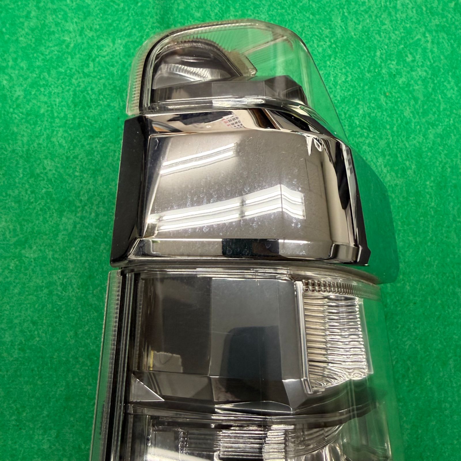 ホンダ HONDA N-BOX カスタム JF1 後期 左 テールランプ イチコー D106