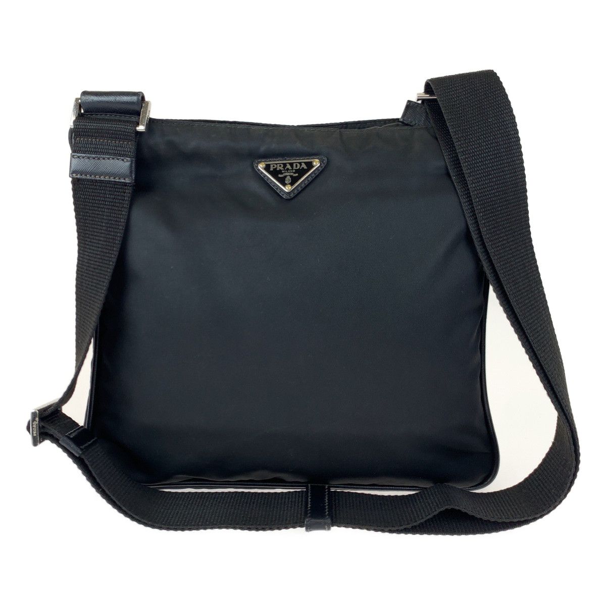PRADA プラダ 三角ロゴプレート テスート ブラック 黒 シルバー金具