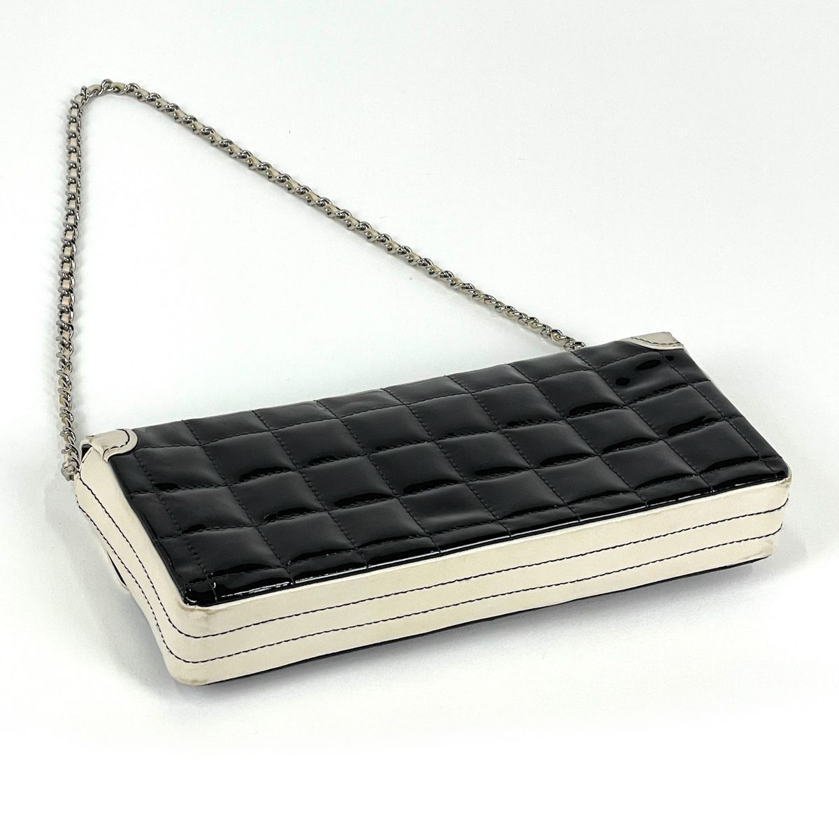 シャネル CHANEL チョコバー チェーン ショルダーバッグ エナメル