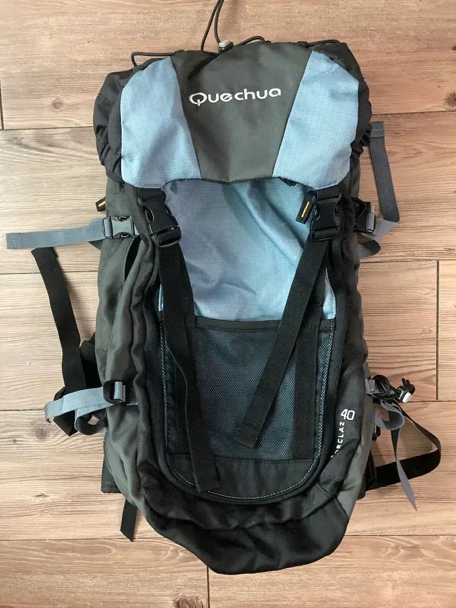 デカトロン ケシュア 40L リュック バックパック 登山バッグ