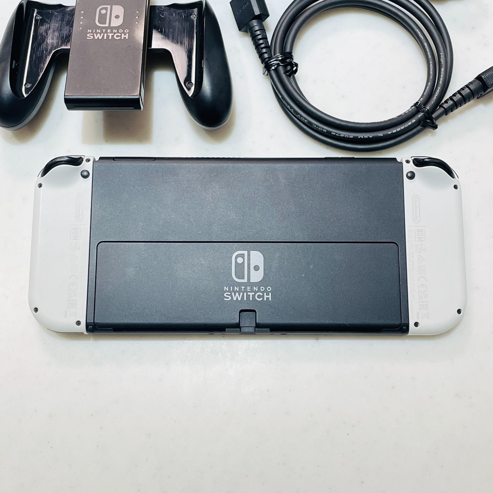 動作確認済み 美品 Nintendo Switch 有機ELモデル ホワイト 2021年製
