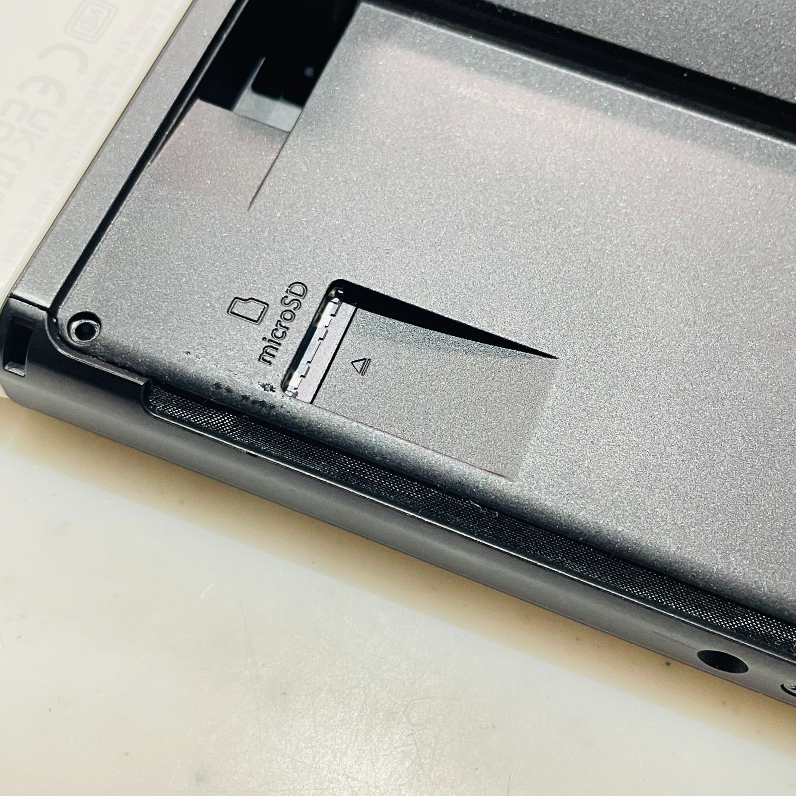 任天堂スイッチ 有機ELモデル ホワイト 2023年製 美品 動作確認済み