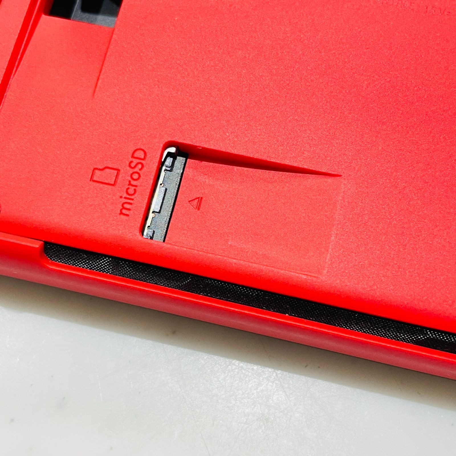 初期化済み 美品 2023年製 任天堂Switch 有機ELモデル マリオレッド