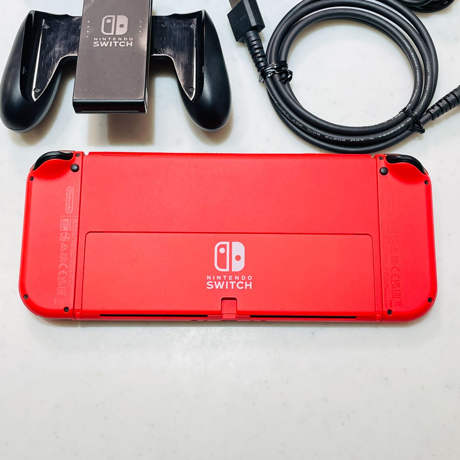 Nintendo Switch 有機EL マリオ　初期化済み 美品 2023年製 任天堂 スイッチ 有機ELモデル マリオレッド 動作確認