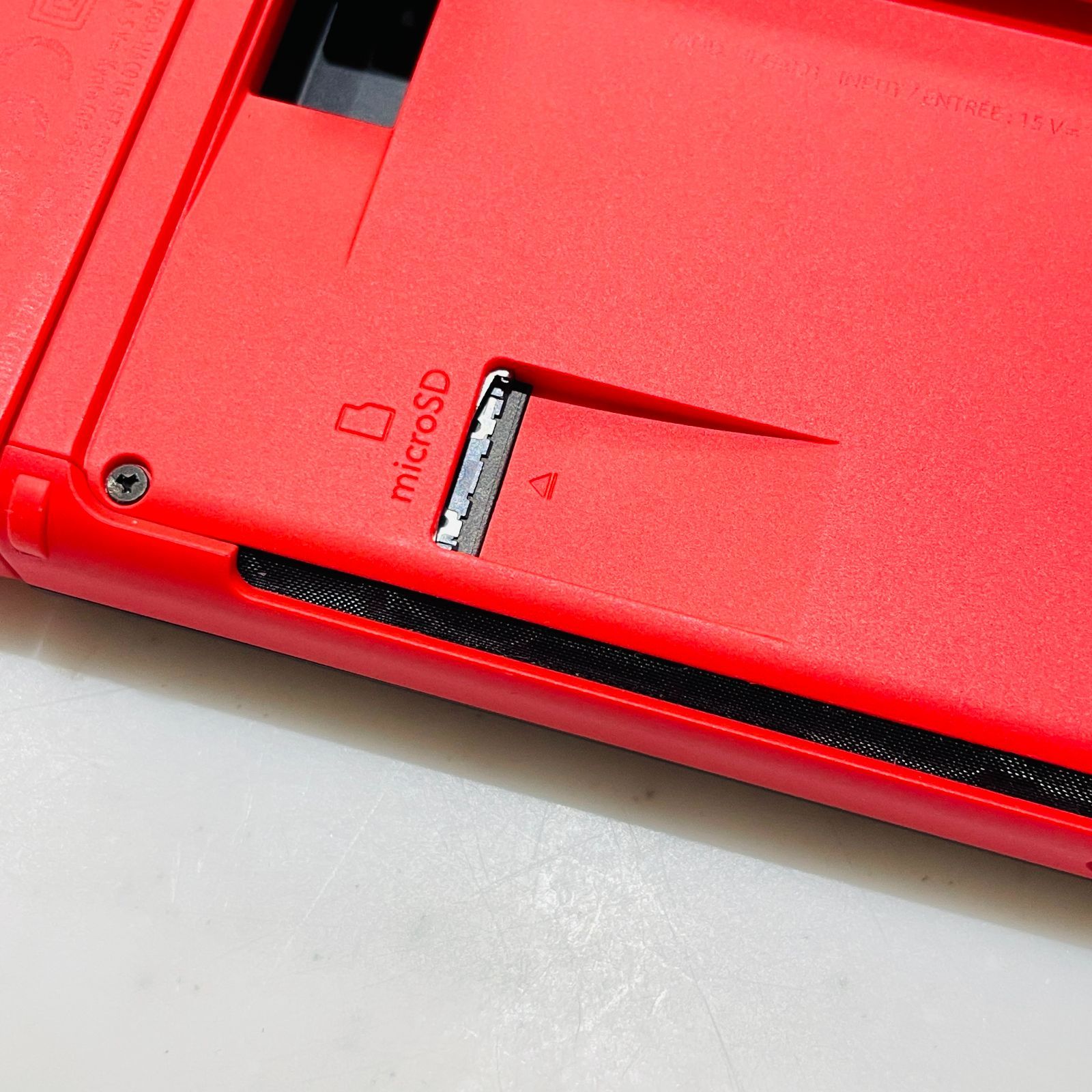 美品 2023年製 任天堂 スイッチ 有機ELモデル マリオレッド 動作確認