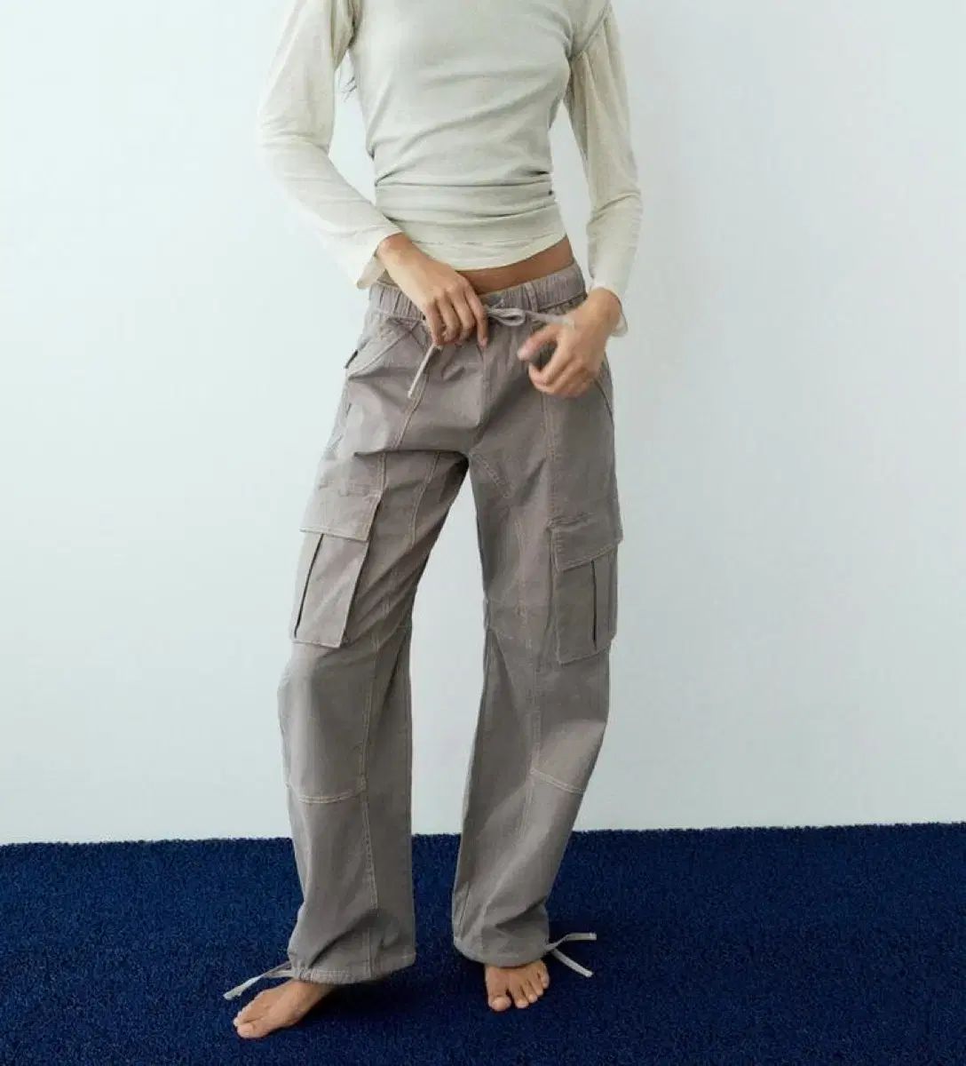 ZARA スティッチ カーゴパンツ