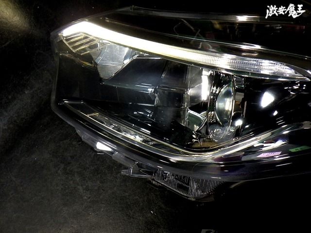 美品　日産ノートE12 LEDヘッドライト左 極上品！ 即発送！】点灯OK！ NISSAN 日産 純正 E12 ノート 後期 LED