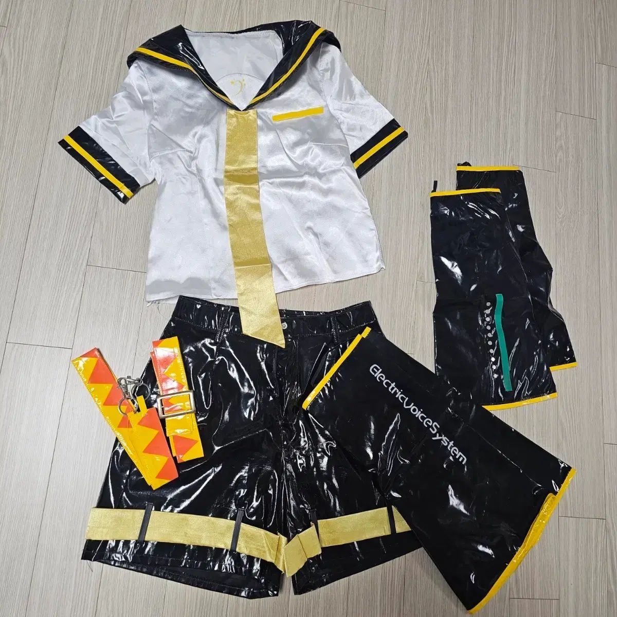 VOCALOID 鏡音 レン コスプレ