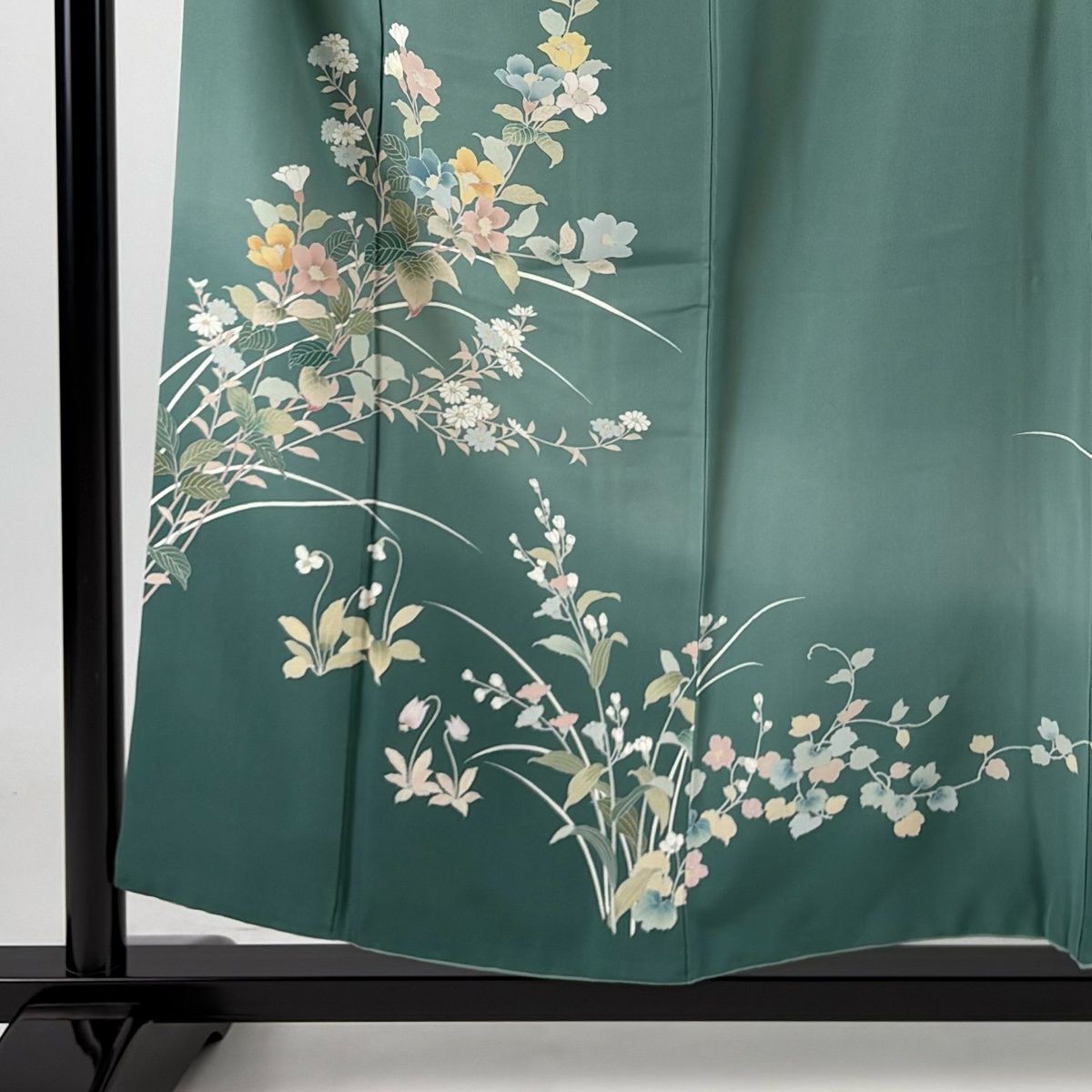 訪問着 身丈157cm 裄丈64cm M 袷 草花 ぼかし 薄緑 正絹 秀品 【中古 