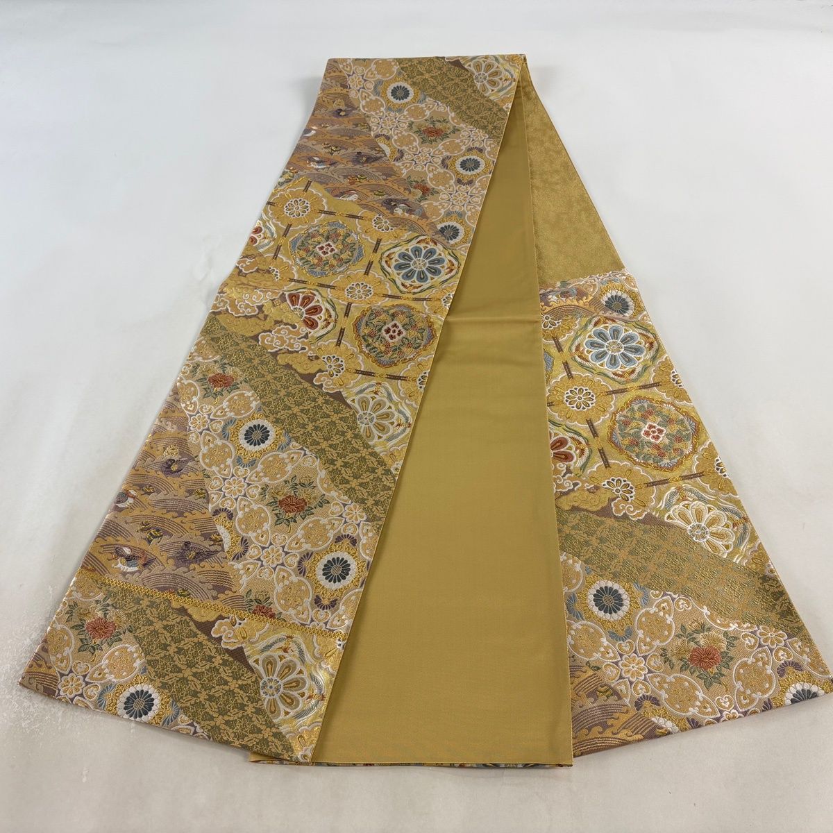 美品】 袋帯 秀品 華文 花鳥 箔 金糸 金色 六通 正絹 【中古】 - メルカリ