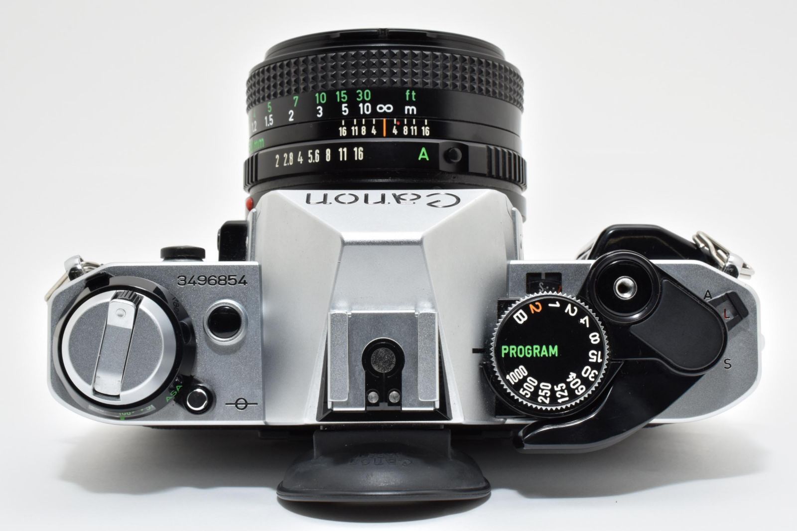 ☆訳あり外観美品☆ キヤノン CANON AE-1 PROGRAM ボディ NEWFD 50mm