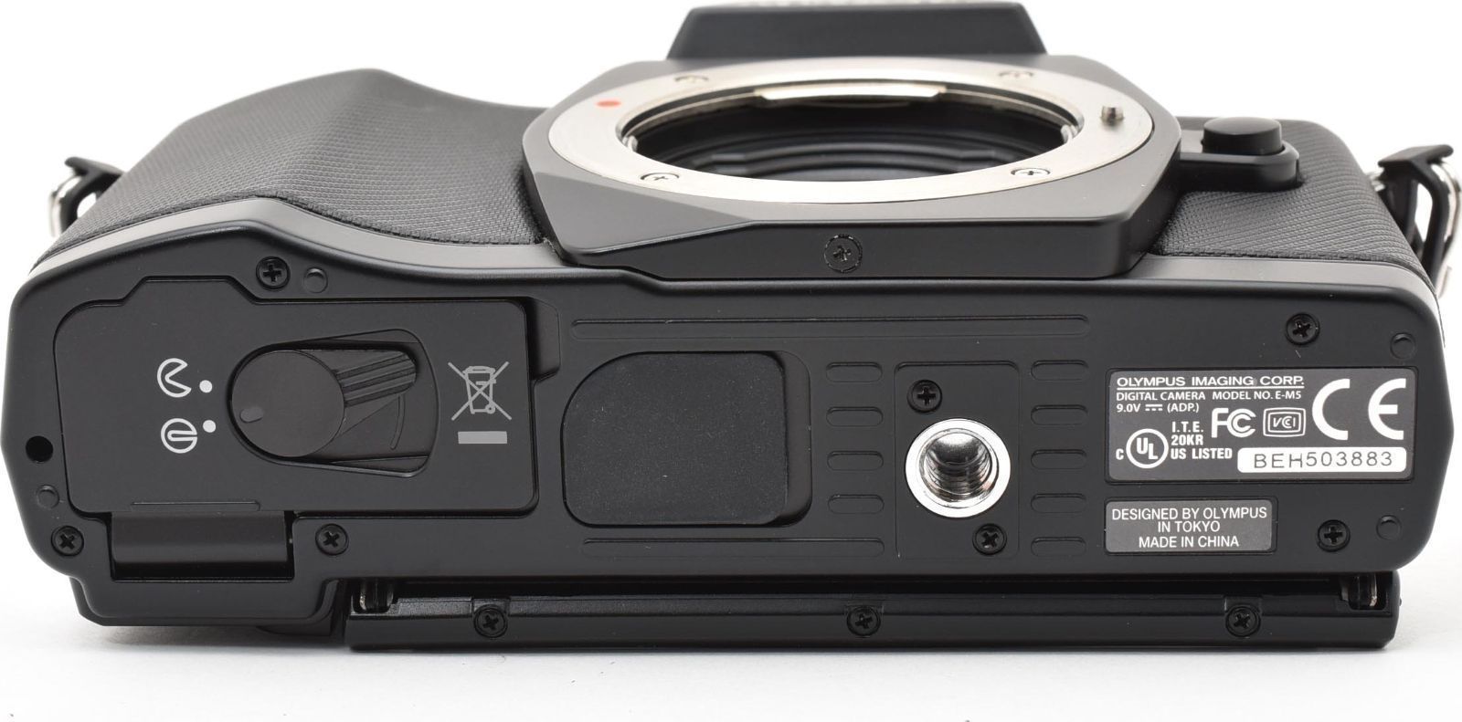 E13[7786]15 オリンパス OLYMPUS OM-D E-M5 ボディ 【ショット数 33 