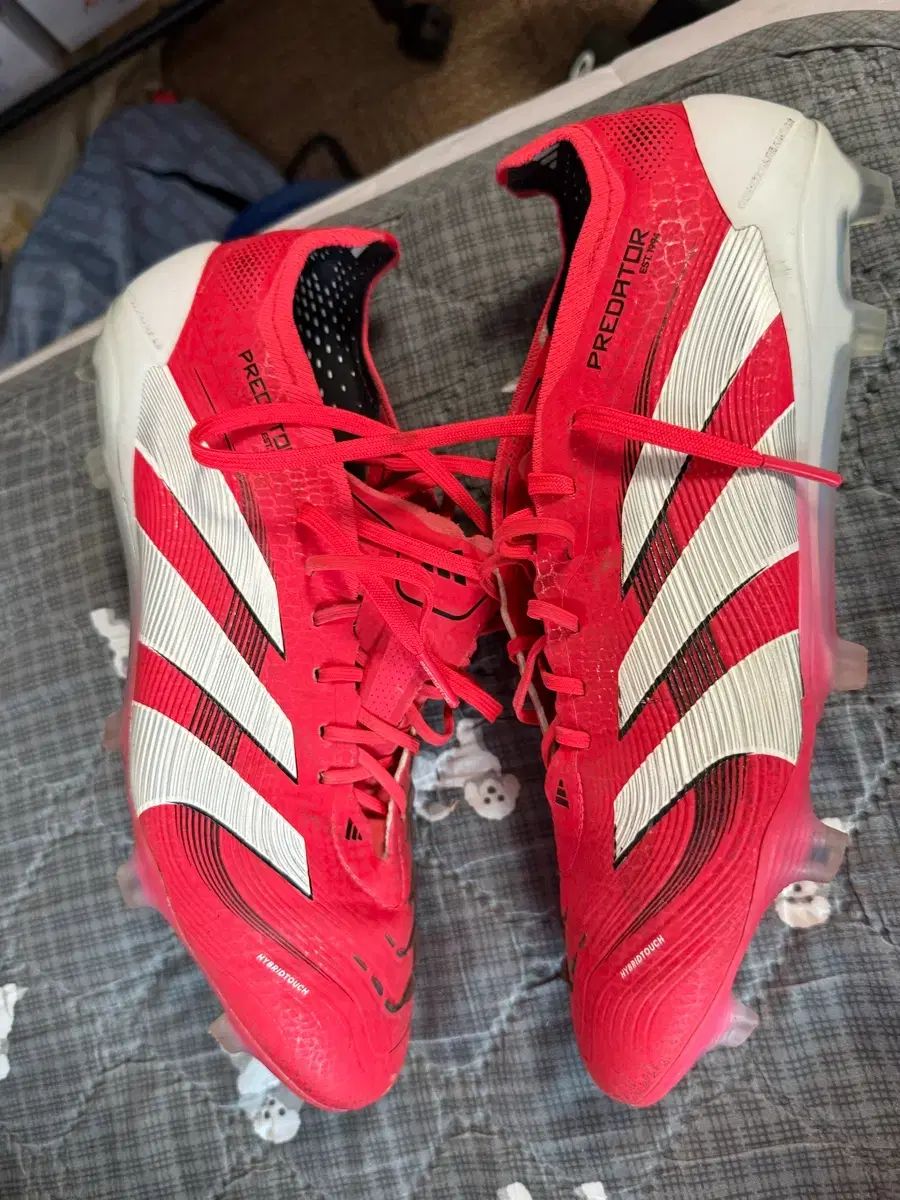 アディダス プレデター サッカーシューズ 270