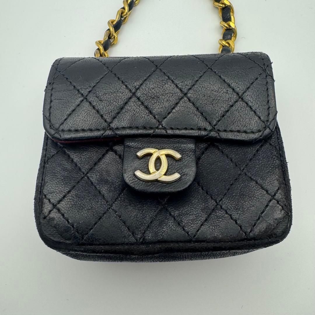 CHANEL シャネル ミニミニマトラッセ ラムスキン ココマーク ポーチ 黒