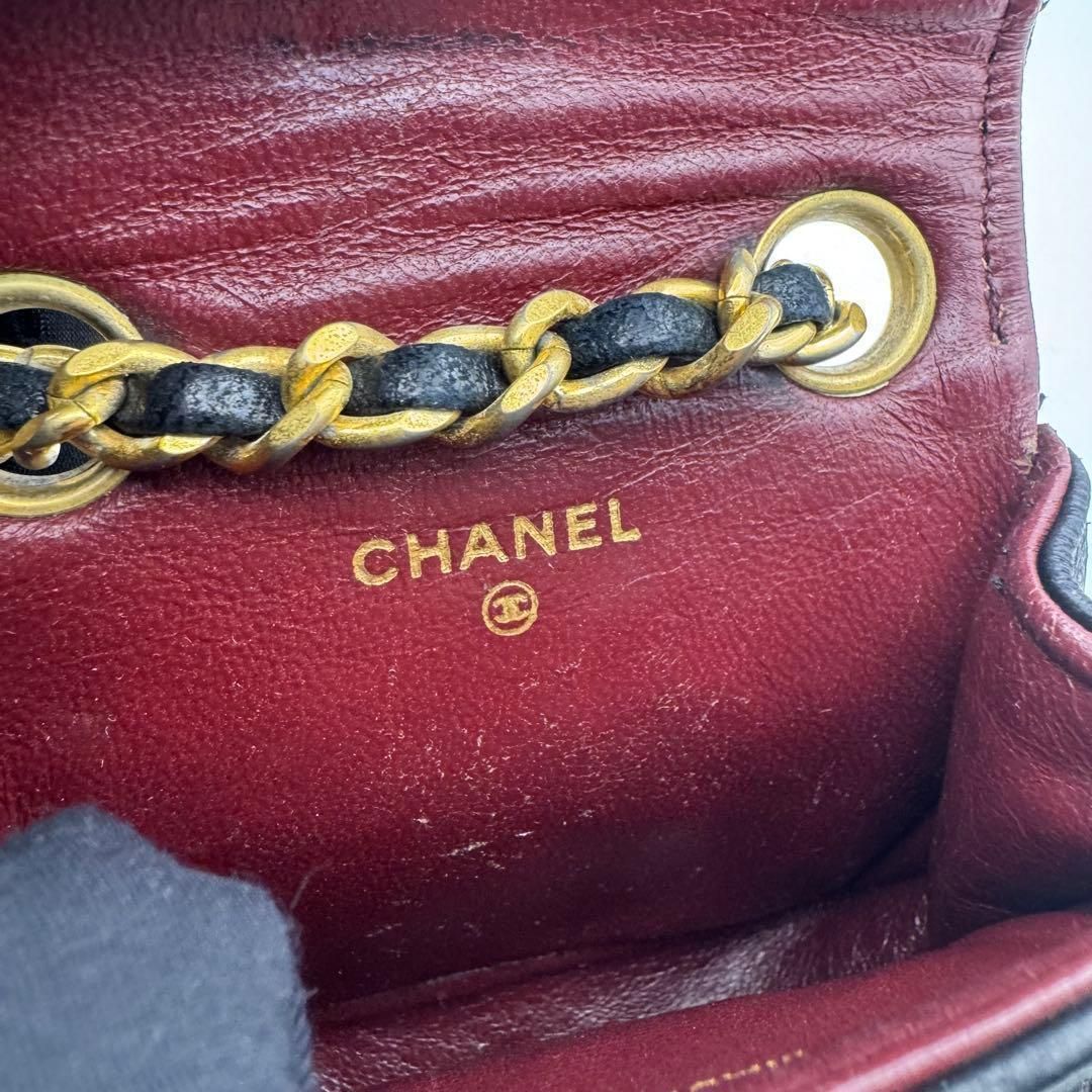 シャネル マトラッセ ラムレザー ポーチ ココマーク チャーム付 シリアル有 赤 CHANEL シャネル ミニミニマトラッセ ラムスキン ココマーク ポーチ 黒
