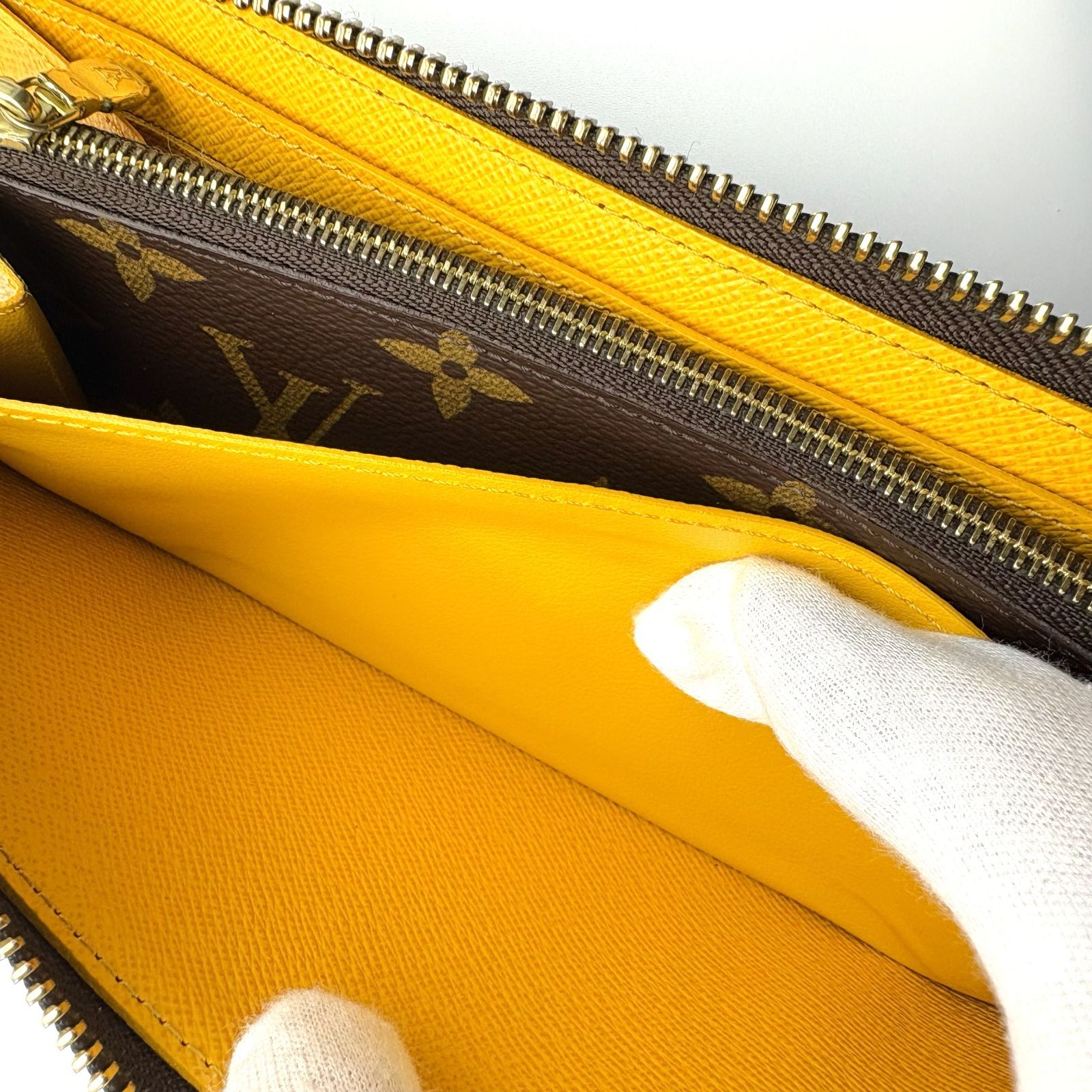 極美品 】LOUIS VUITTON ルイヴィトン モノグラム ポルトフォイユ