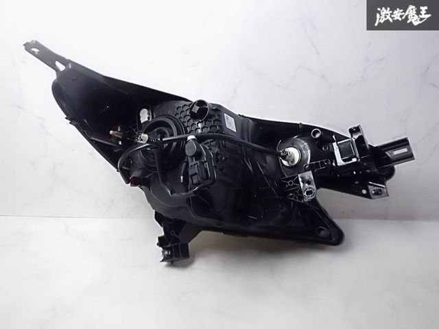 日産 純正 E12 ノート 前期 ハロゲン ヘッドライト ヘッドランプ 左