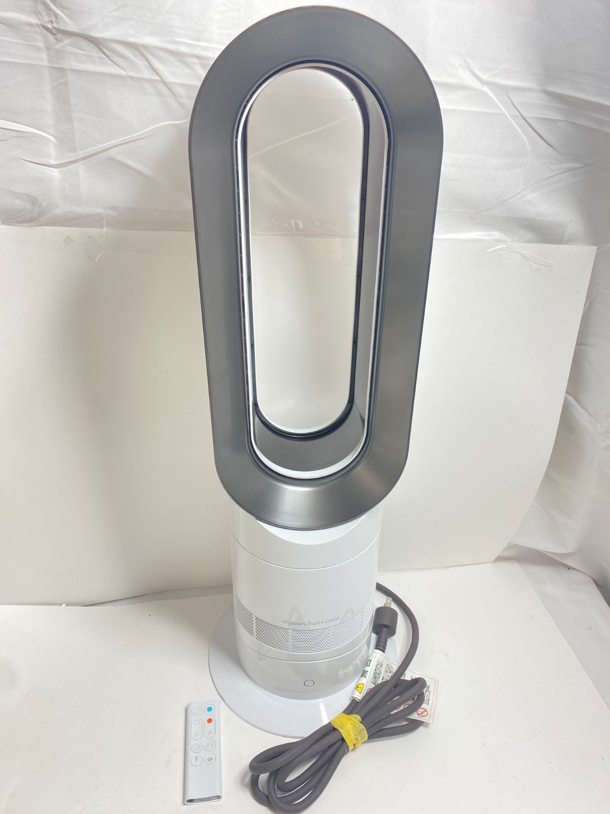 Dyson ダイソン Hot&Cool AM09 ホットアンドクール セラミックファンヒーター2022年製 W9B-JP SFA0143A【動作確認済みH】 M