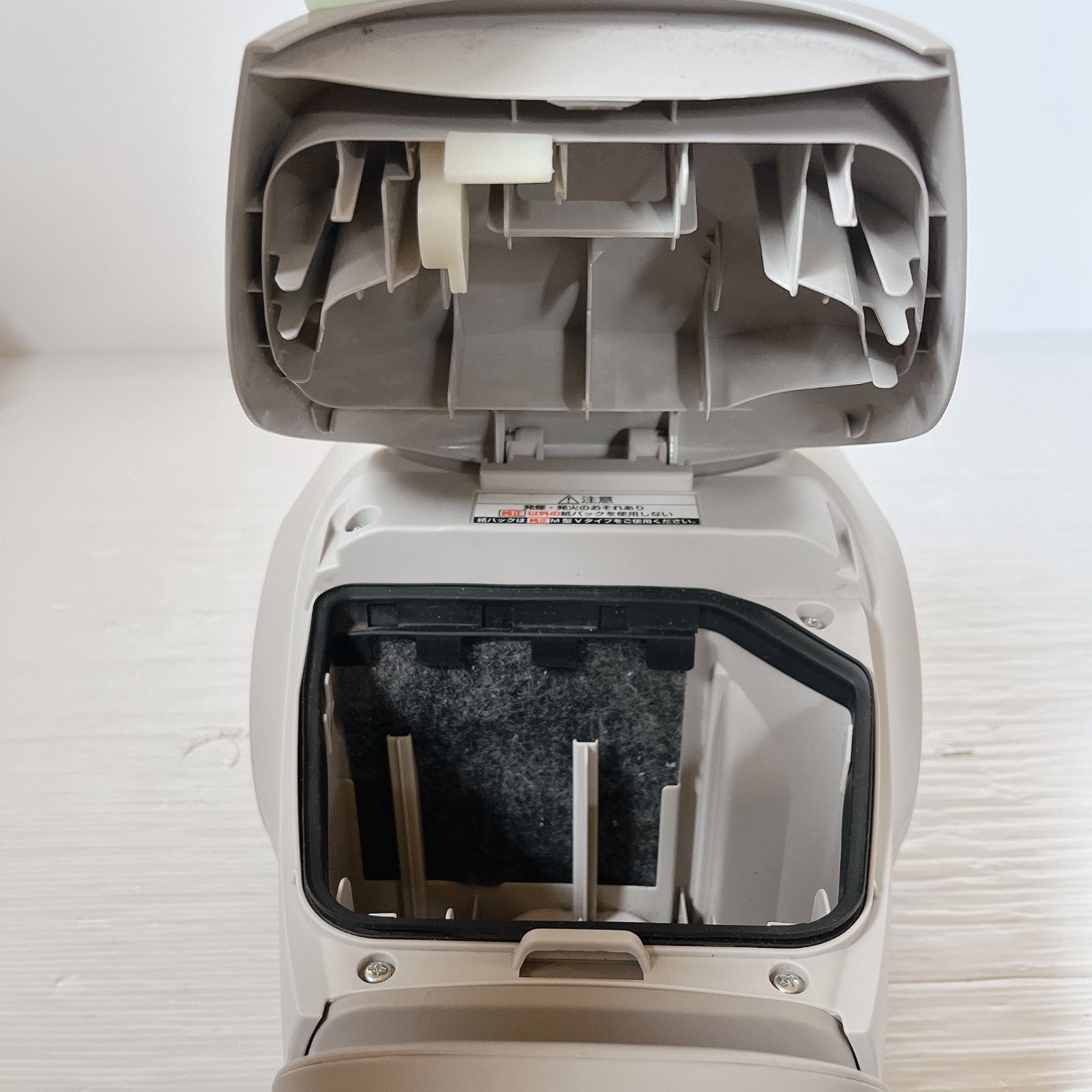2023年製 Panasonic MC-PJ22G-C 電気掃除機 #1150-0425-1 紙パック式