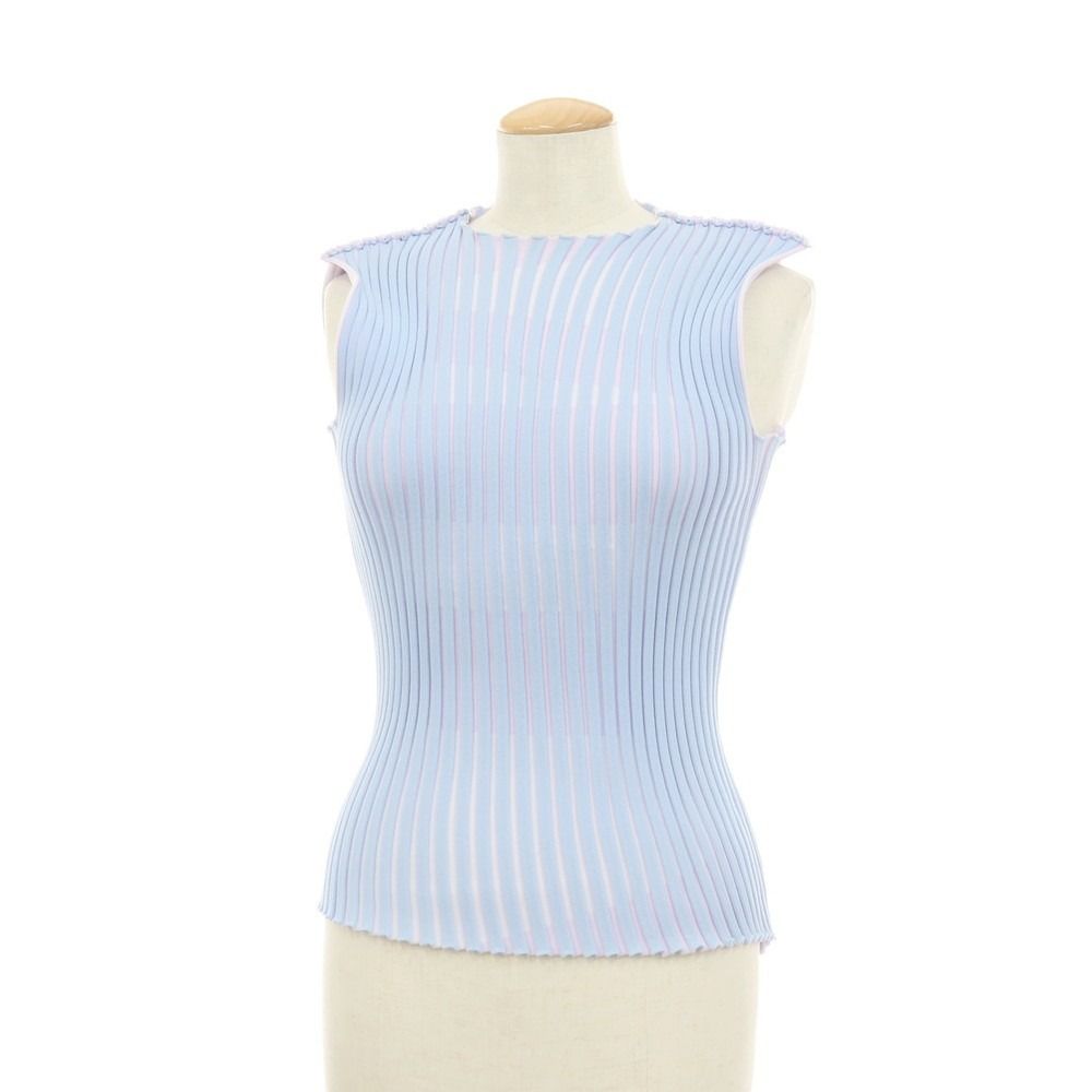 【中古】イッセイミヤケ ISSEY MIYAKE 2025年秋冬 コットン系 ノースリーブニット ライトブルー【サイズ表記なし（L位）】【レディース】