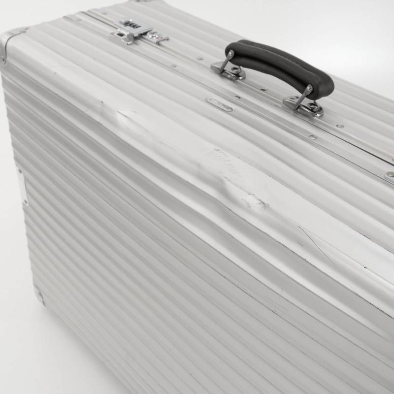 RIMOWA リモワ CLASSIC FLIGHT クラシックフライト 85L 4輪 TSAロック チェックインL アルミ シルバー 銀色 スーツケース キャリーバッグ 971.73
