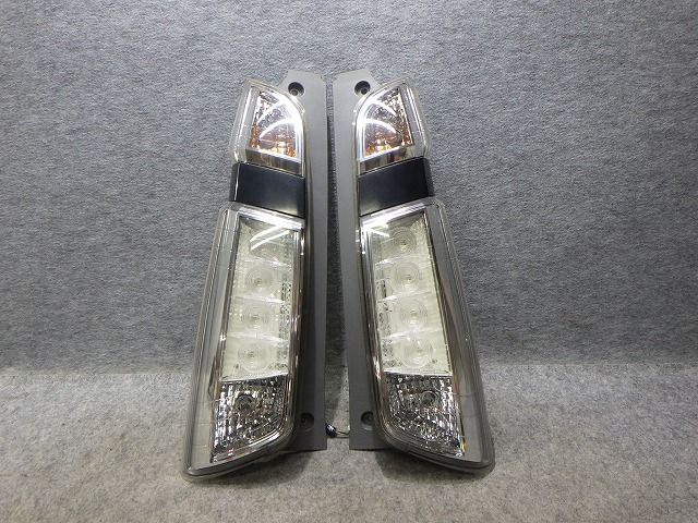 N-WGN テール 左右 JH1 JH2 W1400 33550-T6G-N02 前期 LED球切れ無し