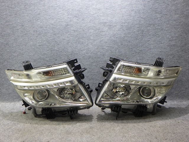 日産 エルグランド E52 前期 ヘッドライト 左右セット 100-23009 エルグランド ヘッドライト 左右 HID E52 TNE52 前期 100-23009 S2