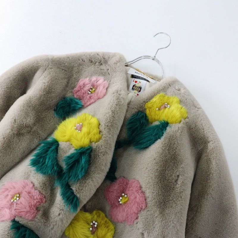 美品 定価74800円 ミュベール MUVEIL フラワーファー刺繍ジャケット 40