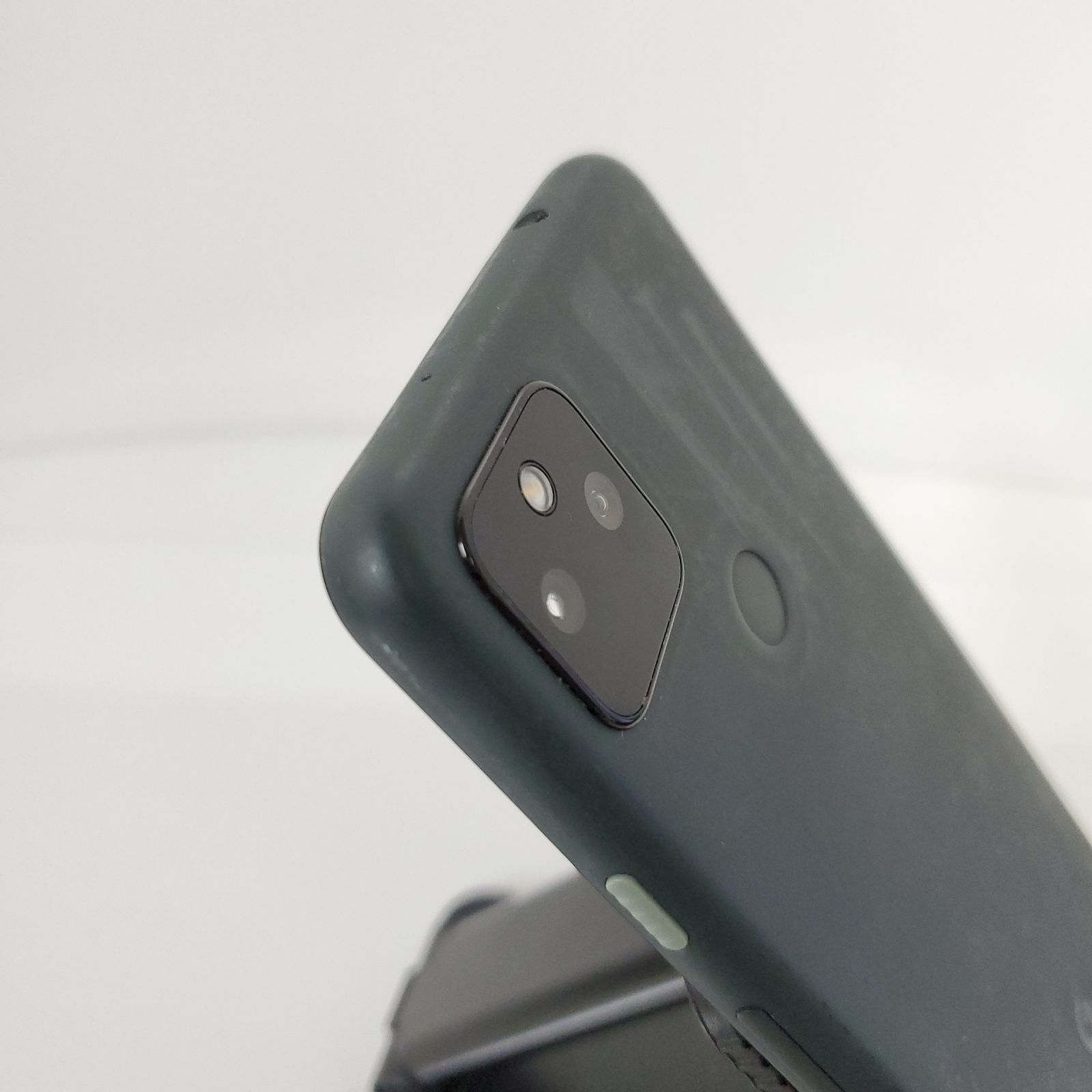 Google Pixel 5a・128GB・100％充電可・SIMフリー・ネットワーク利用 