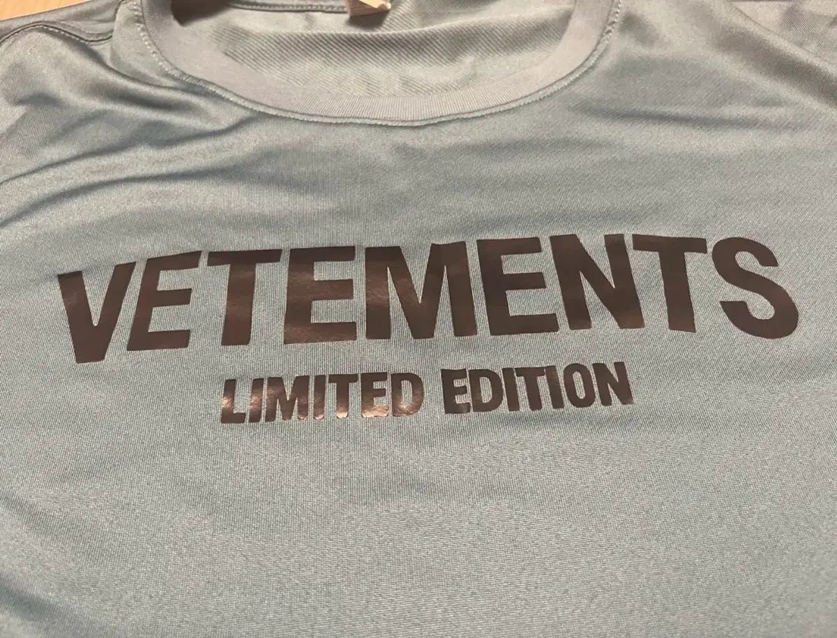 VETEMENTS LIMITED EDITION 半袖Tシャツ 100-105 - メルカリ