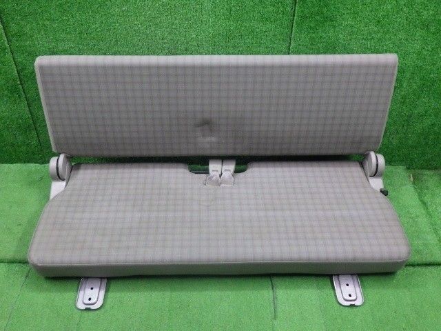 エブリィ EBD-DA64V Rシート 87305-68H00 87105-68H00 9341