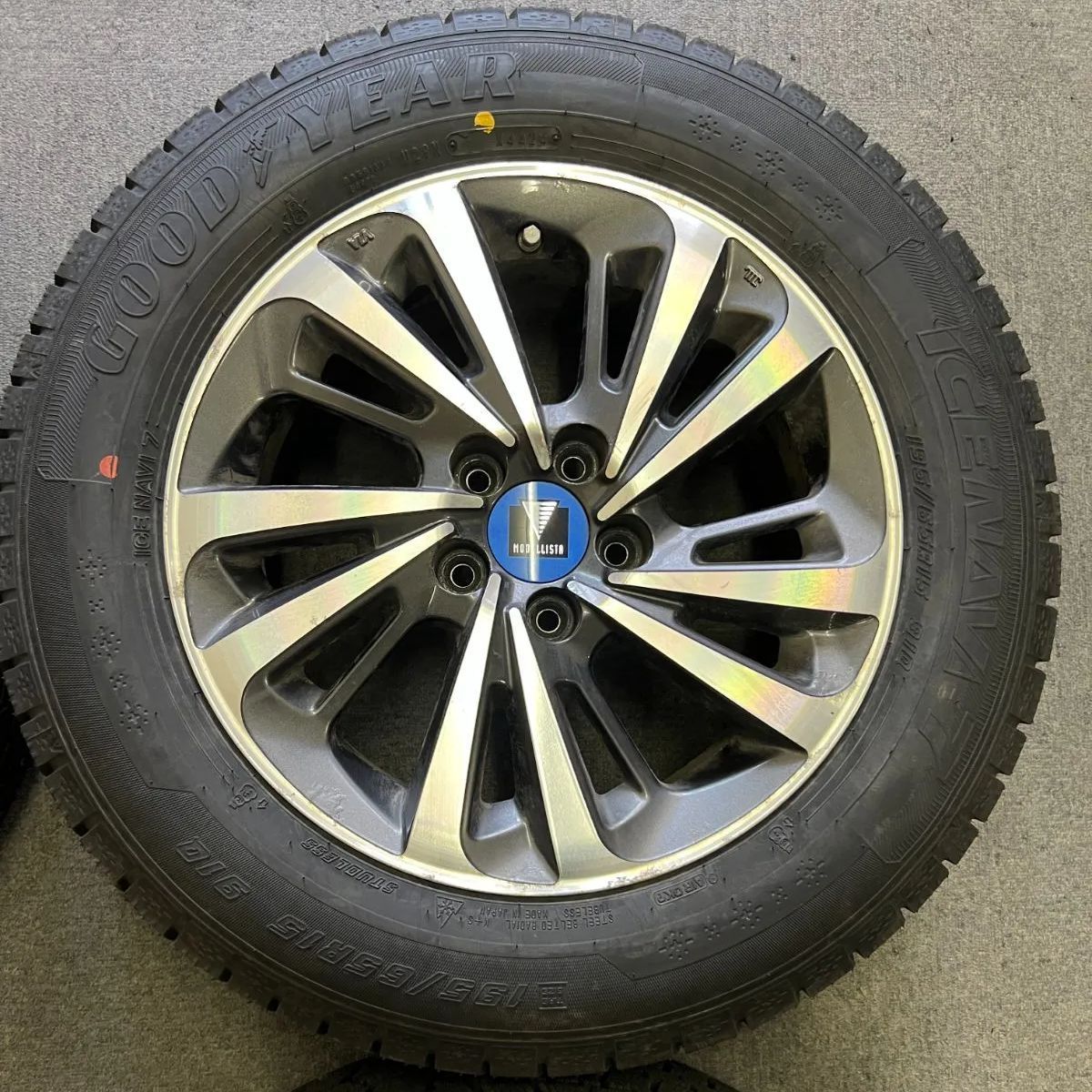 トヨタ】モデリスタ 50系プリウス 純正オプション ホイール