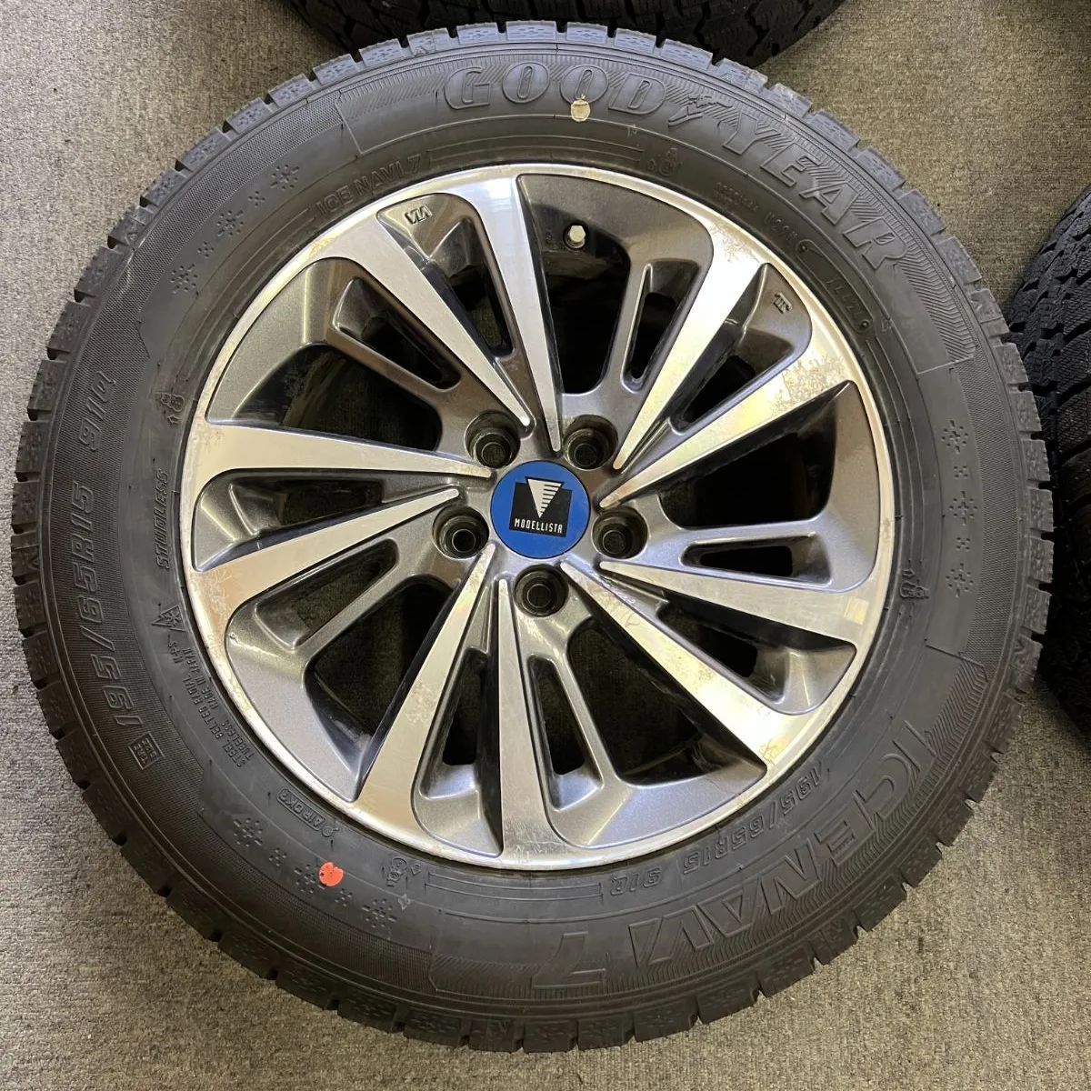 トヨタ】モデリスタ 50系プリウス 純正オプション ホイール