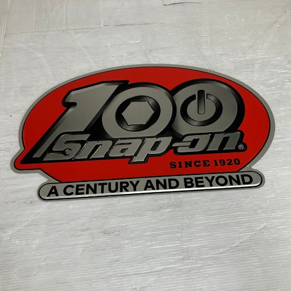 Snap-on スナップオン 100周年記念 限定 エンブレム メタルサイン 看板 壁掛け ガレージ インテリア コレクション 中古 O11288976