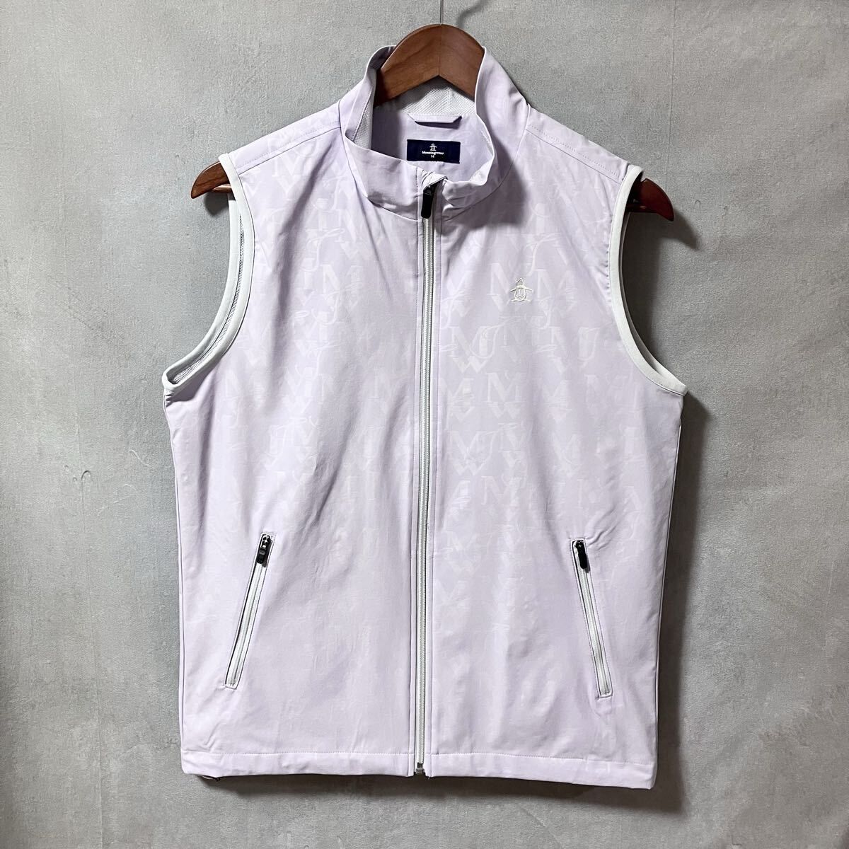 MUNSINGWEAR マンシングウェア ポリエステル モノグラム エンボス 総柄 プリント ジップ アウター ベスト size.M パープル ゴルフウェア